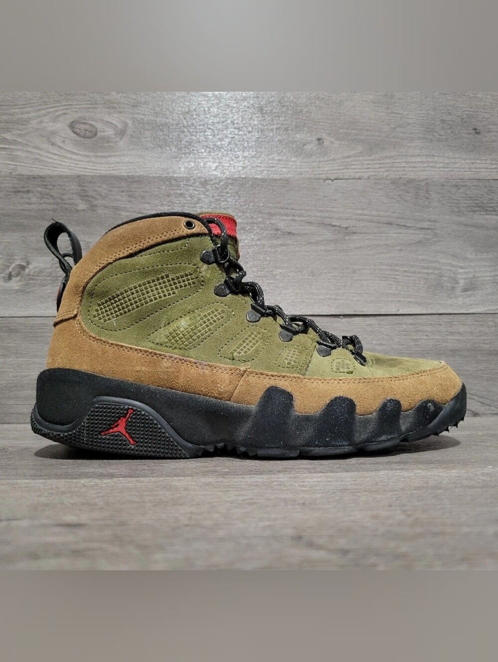 Air Jordan 9 Retro Beef And Broccoli Men's Size 8.5 Hiking AR4491-200 Suede